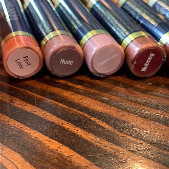 Various colors of LipSense NWT - Picture 8 of 13